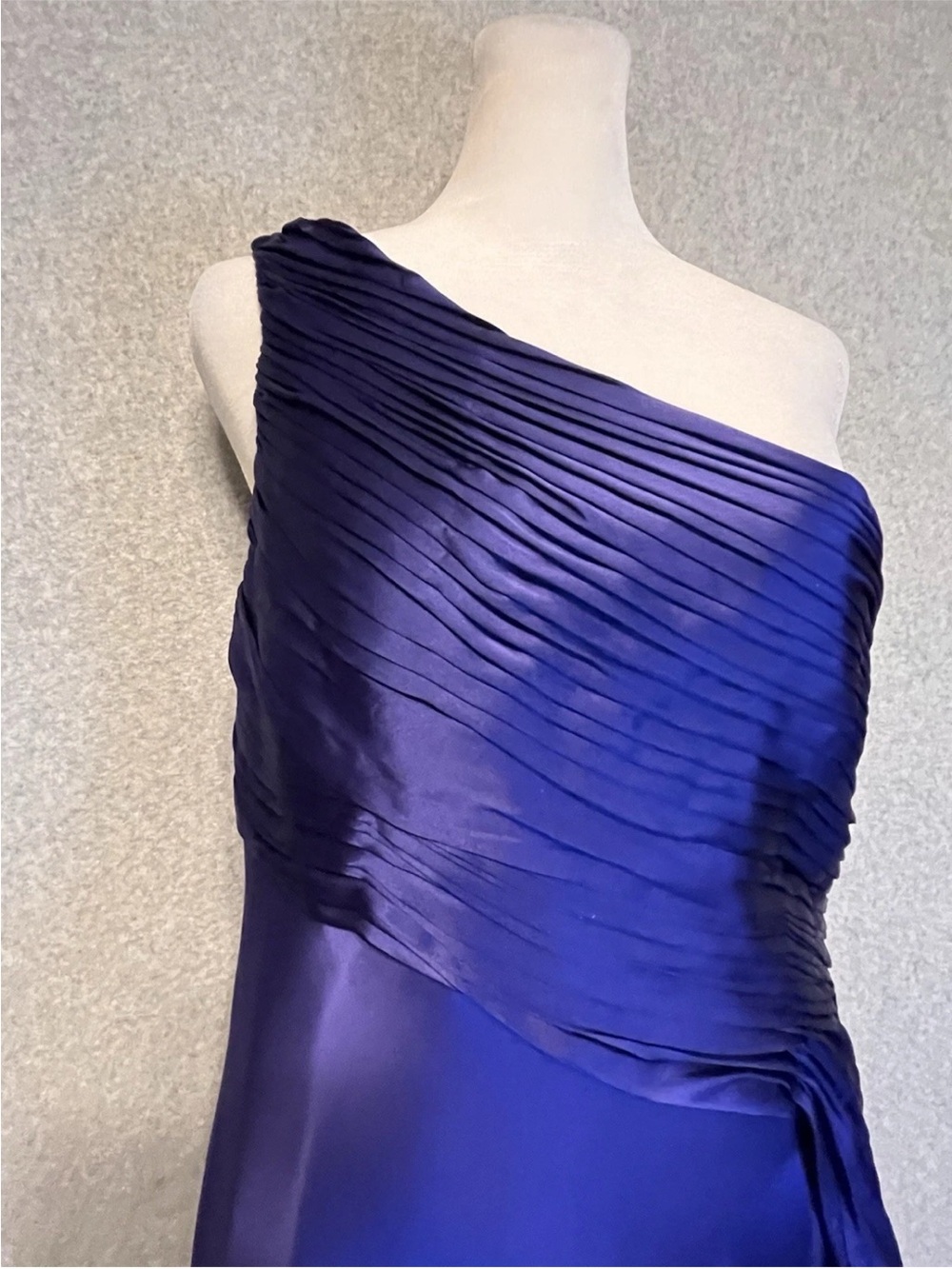 Laundry By Shelli Segal Silk One-Shoulder Maxi Evening Dress - Picture 5 of 9
